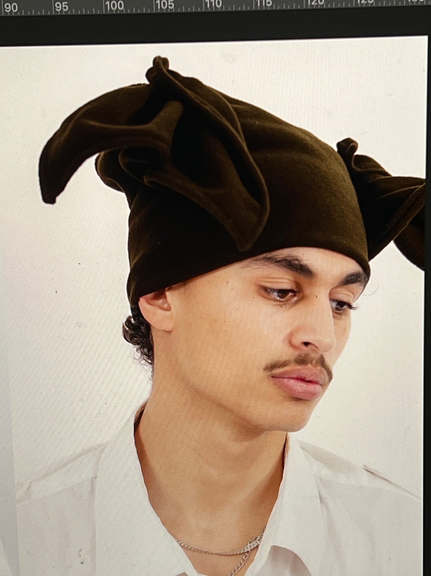 beanie Ruffles - Brownie