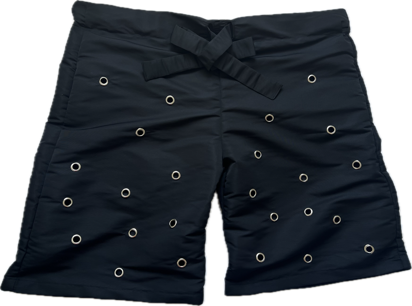 2.Eyelets jorts - Black