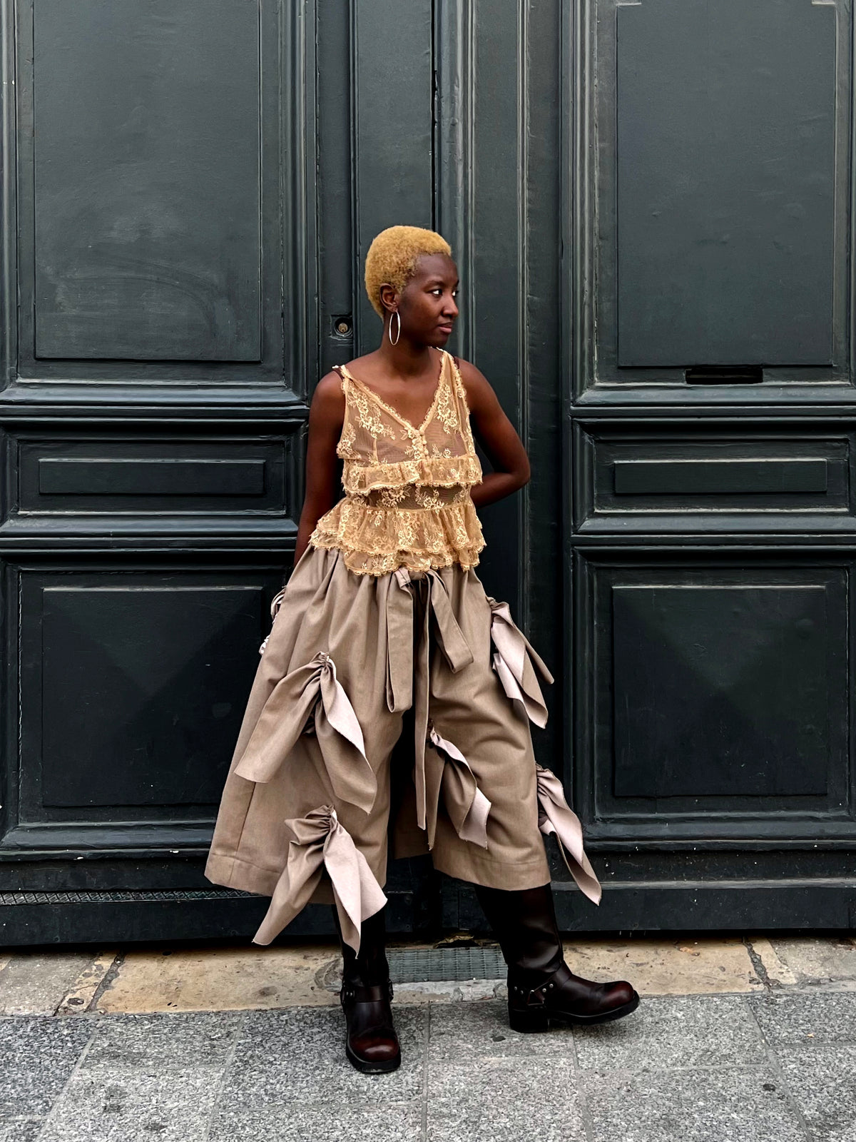 2. Retro Ruffles jorts - Denim camel