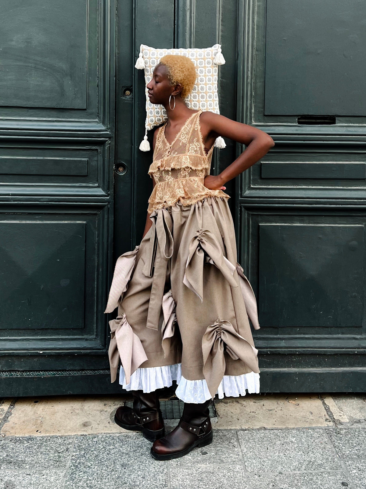 2. Retro Ruffles jorts - Denim camel