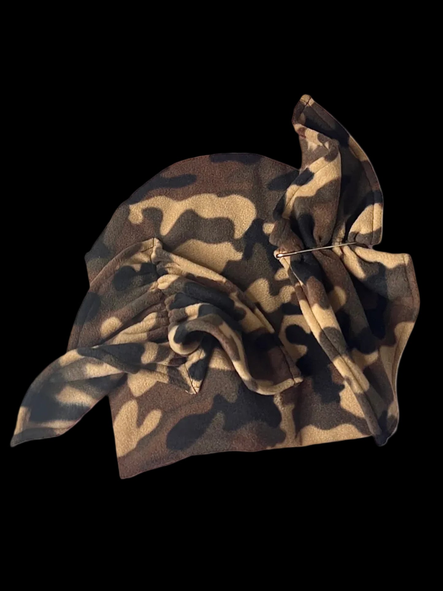 beanie Ruffles - Camo