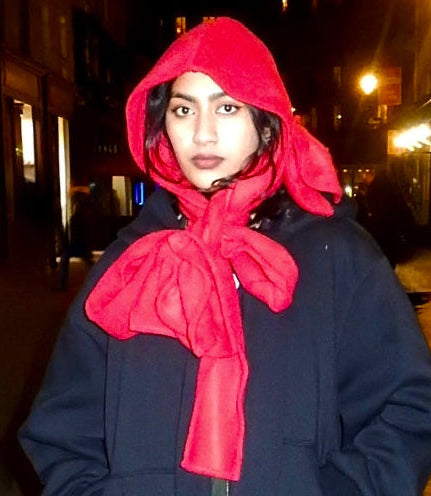 Hood-scarf ruffles